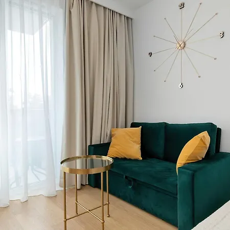 Bright & Modern With Balcony Close To The Center By Renters * Gdańsk