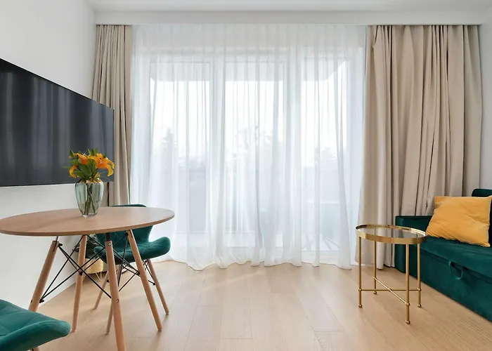 דירה Bright & Modern With Balcony Close To The Center By Renters *